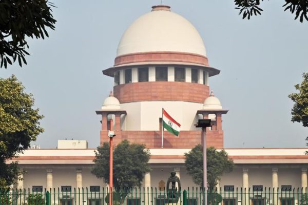 इंटरव्यू में मूल दस्तावेज़ न पेश कर पाना रोजग़ार से इनकार का आधार नहीं हो सकता : सुप्रीम कोर्ट